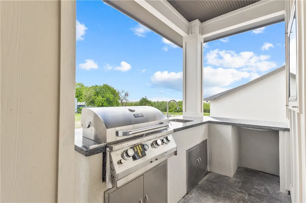 12914 E Redbird Lane Corpus Christi, TX 78410