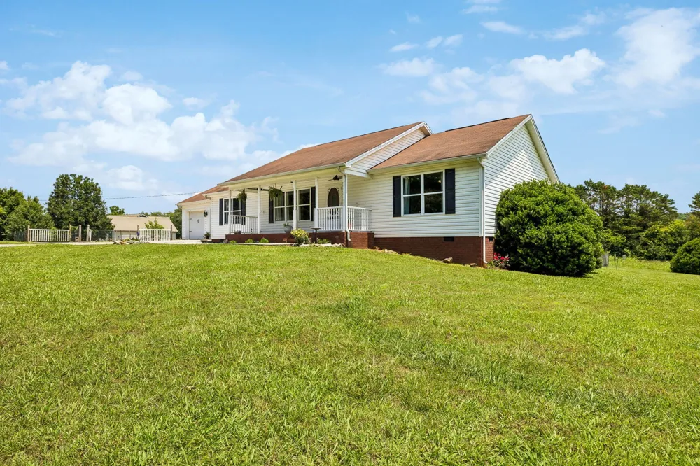 133 Columbus Landing Delano, TN 37325