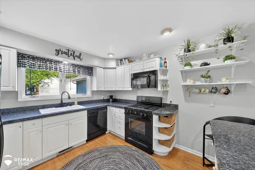 1060 Julie Drive Davison City, MI 48423