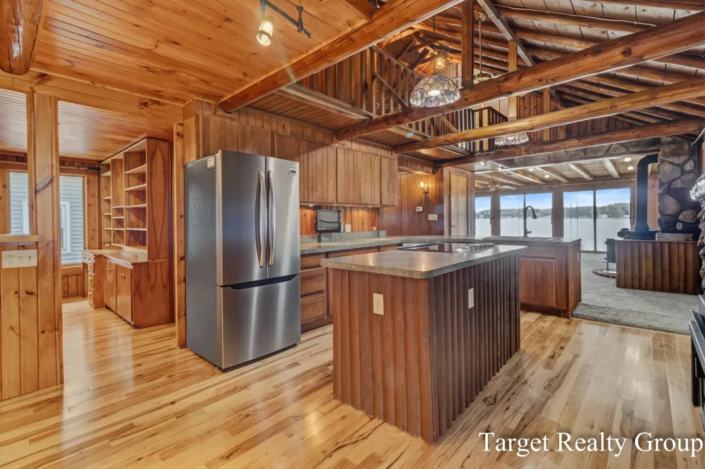 10818 Stoney Point Drive Prairieville Township, MI 49046