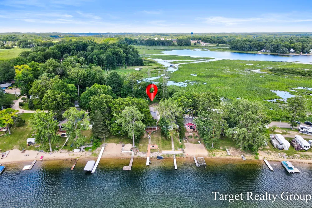 10818 Stoney Point Drive Prairieville Township, MI 49046