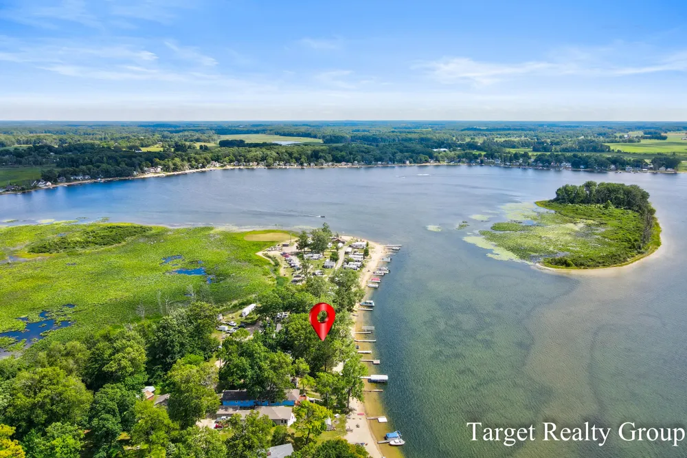 10818 Stoney Point Drive Prairieville Township, MI 49046