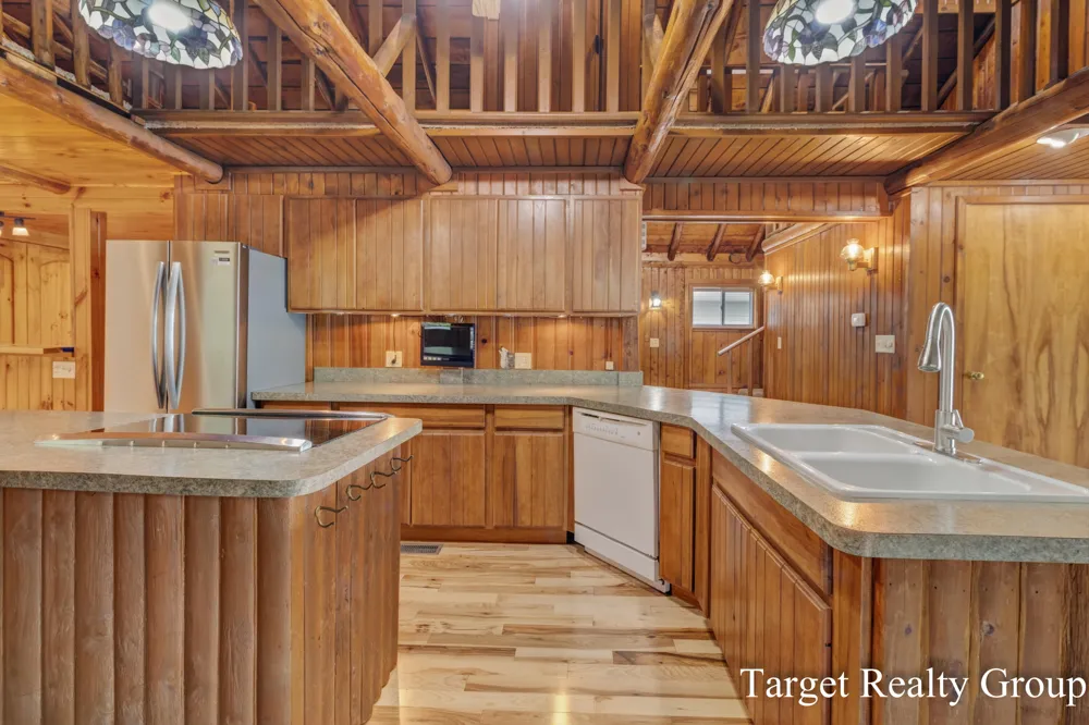 10818 Stoney Point Drive Prairieville Township, MI 49046