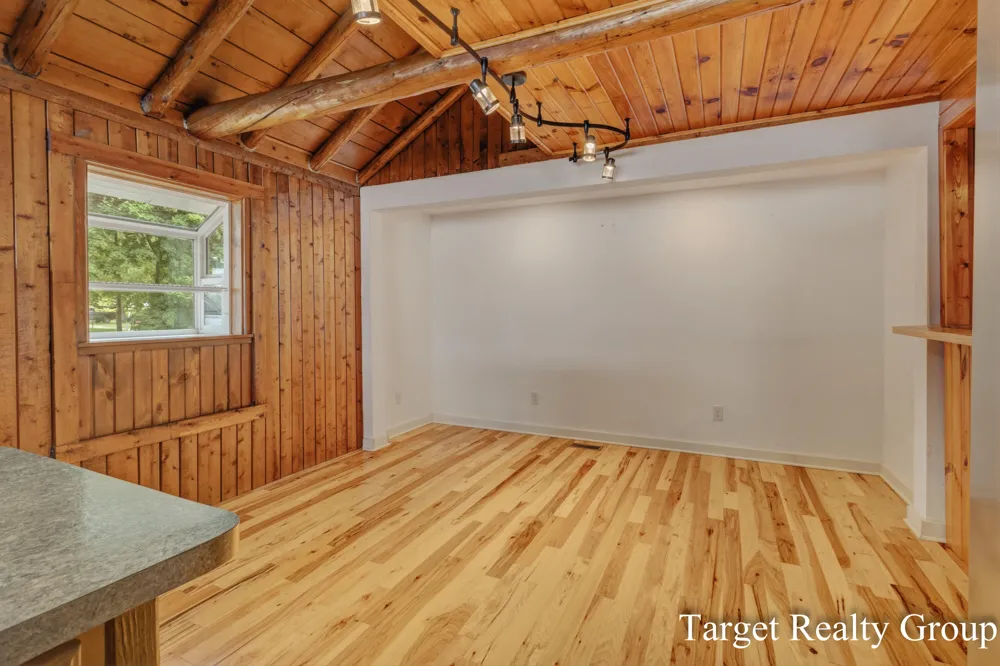 10818 Stoney Point Drive Prairieville Township, MI 49046