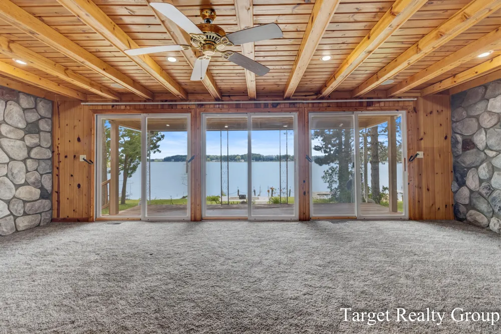 10818 Stoney Point Drive Prairieville Township, MI 49046