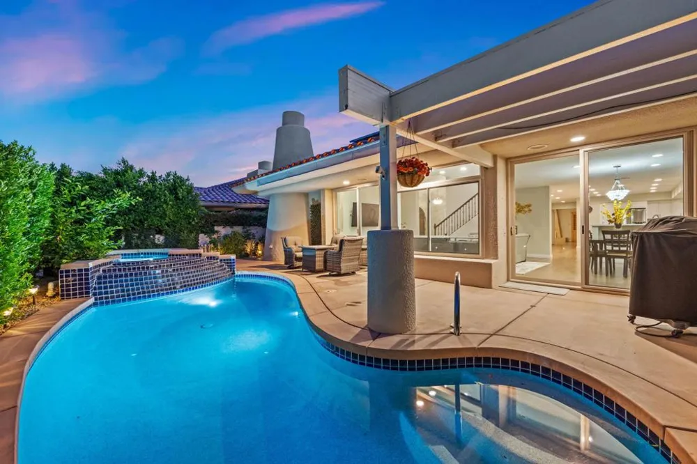 18 Kavenish Drive Rancho Mirage, CA 92270