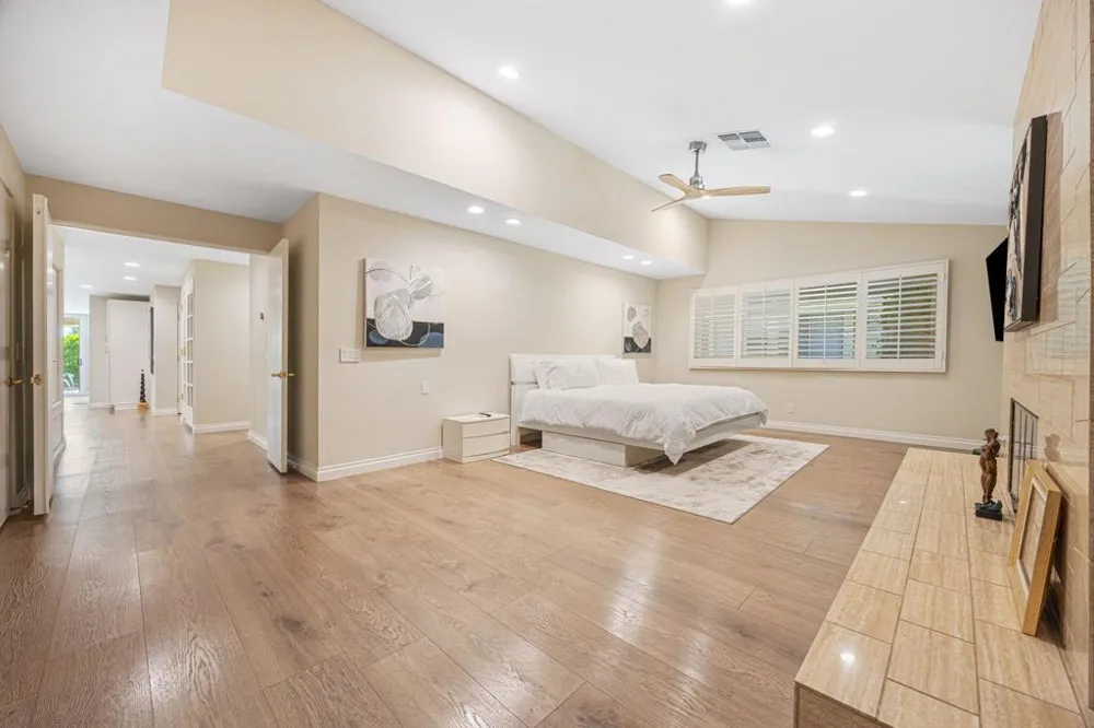 18 Kavenish Drive Rancho Mirage, CA 92270
