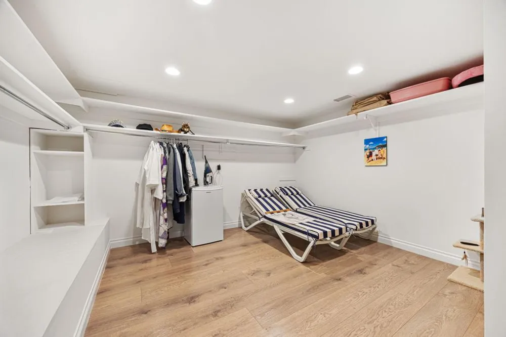 18 Kavenish Drive Rancho Mirage, CA 92270