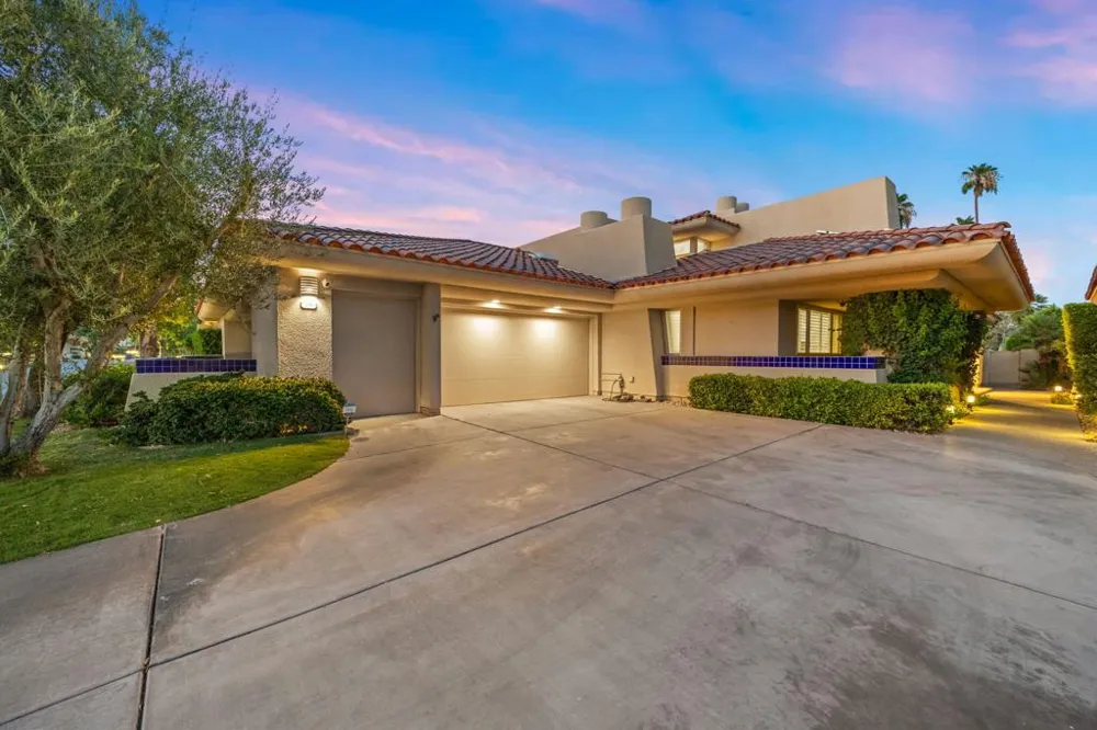 18 Kavenish Drive Rancho Mirage, CA 92270