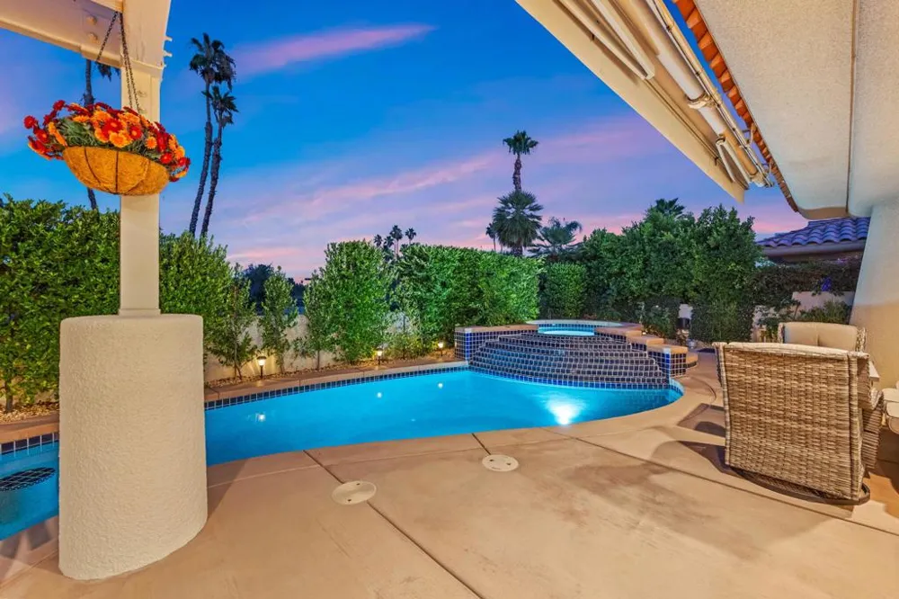 18 Kavenish Drive Rancho Mirage, CA 92270