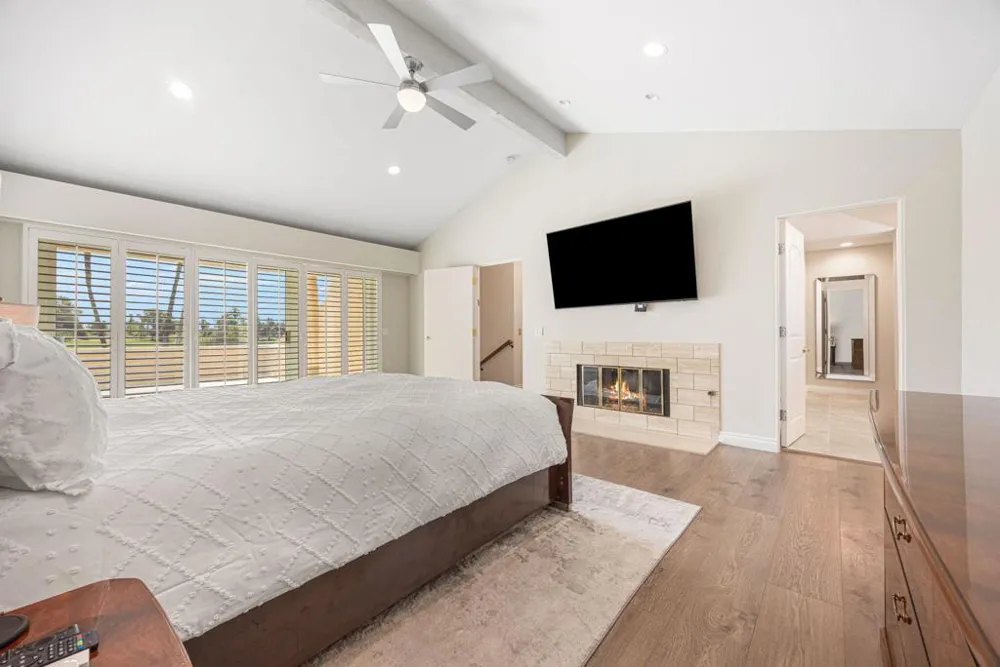 18 Kavenish Drive Rancho Mirage, CA 92270