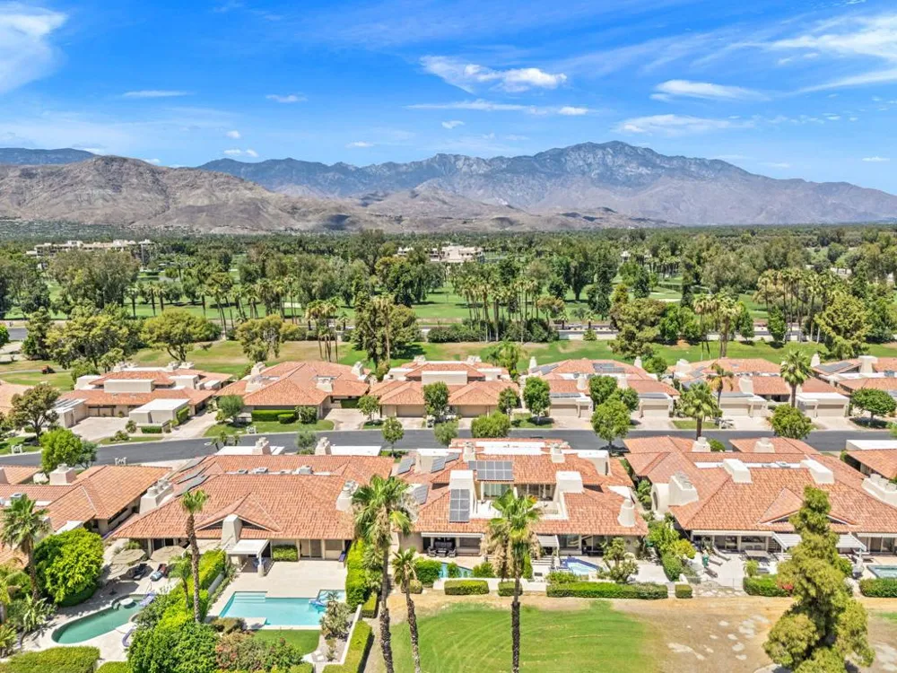 18 Kavenish Drive Rancho Mirage, CA 92270