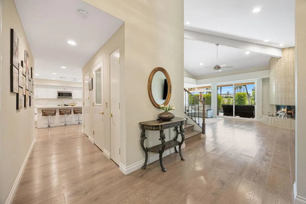 18 Kavenish Drive Rancho Mirage, CA 92270