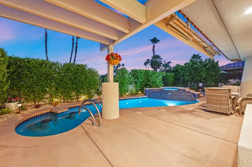 18 Kavenish Drive Rancho Mirage, CA 92270