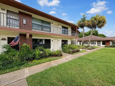 108 Lacosta Lane #523
