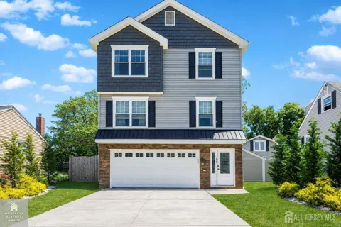 60 Waackaack Avenue