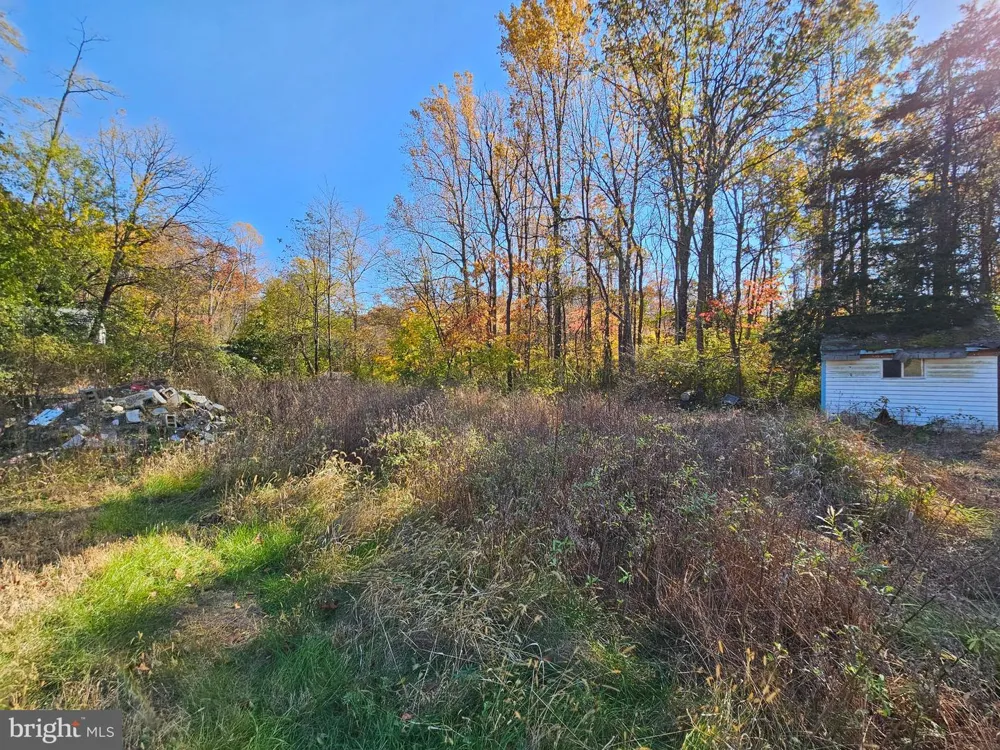 2261 S FORGE ROAD Palmyra, PA 17078