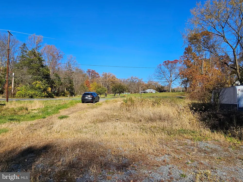 2261 S FORGE ROAD Palmyra, PA 17078
