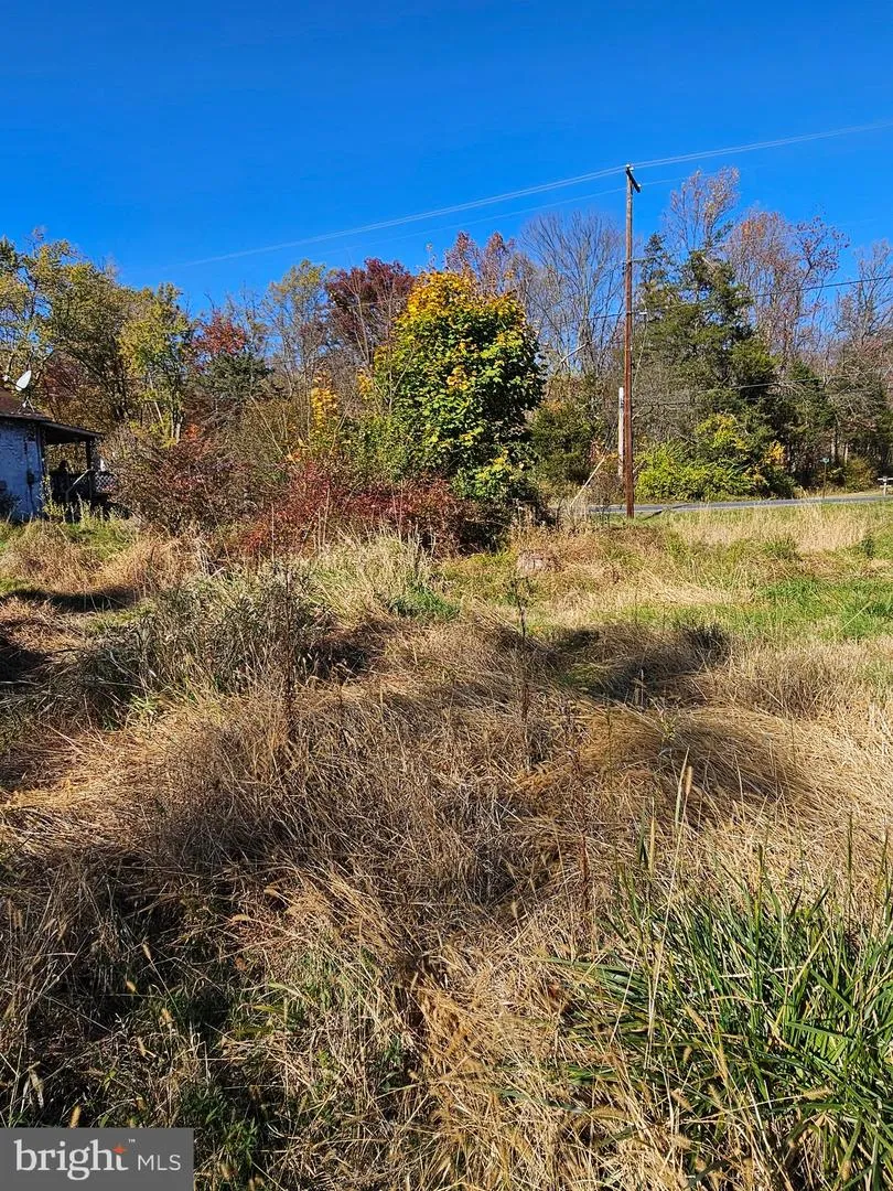 2261 S FORGE ROAD Palmyra, PA 17078