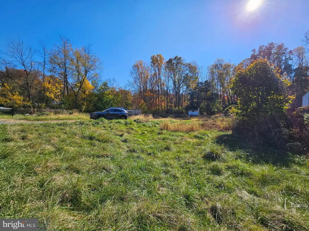 2261 S FORGE ROAD Palmyra, PA 17078