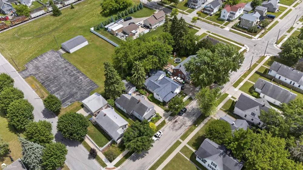 1409 Stanton Street Bay City City, MI 48708