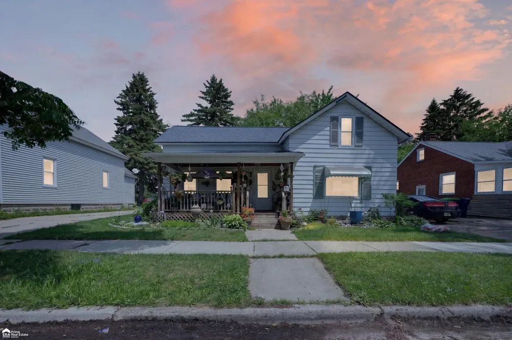 1409 Stanton Street Bay City City, MI 48708