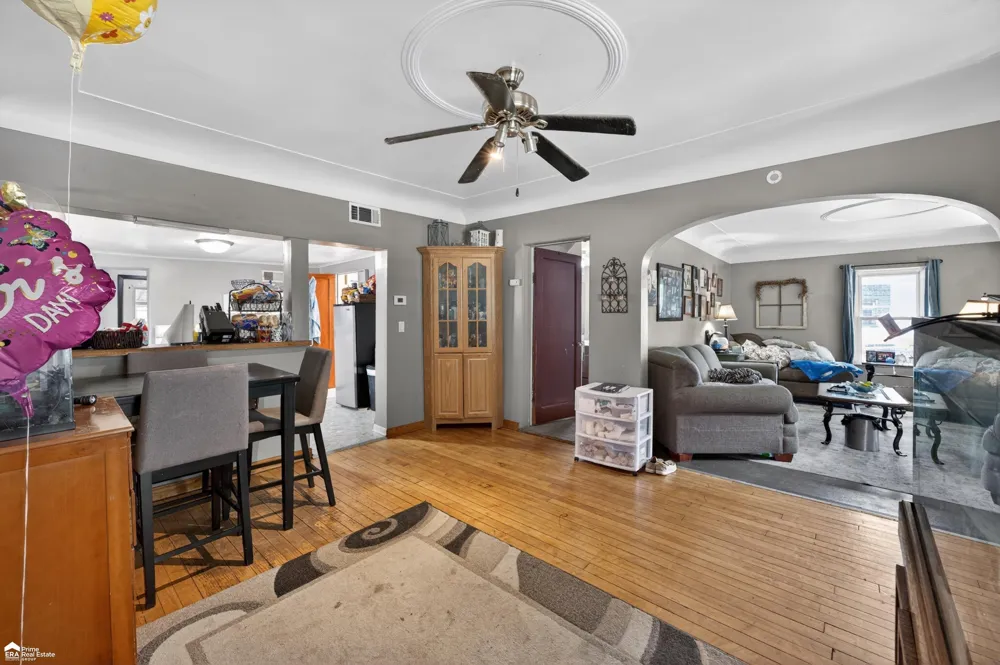 1409 Stanton Street Bay City City, MI 48708
