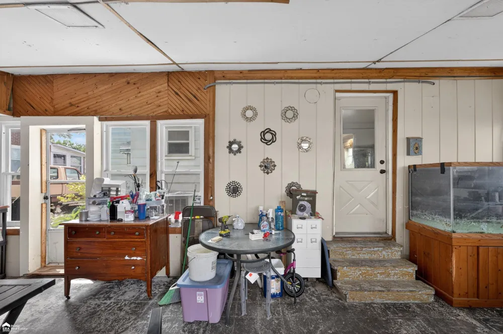 1409 Stanton Street Bay City City, MI 48708
