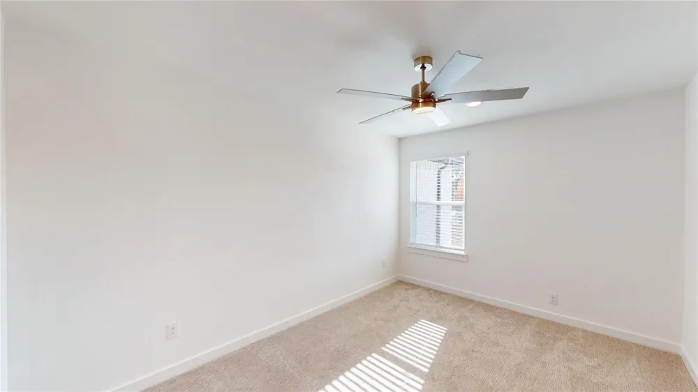 2923 Parks Mccoy Lane Grand Prairie, TX 75052