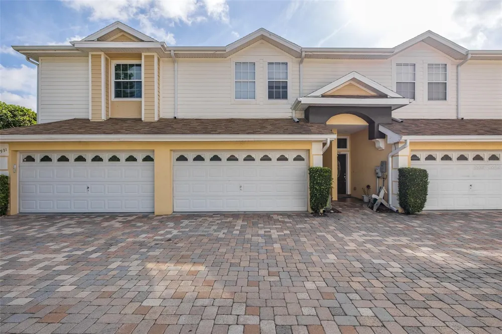 2989 ESTANCIA PLACE Clearwater, FL 33761