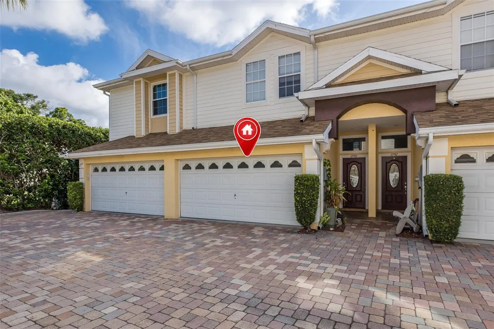 2989 ESTANCIA PLACE Clearwater, FL 33761