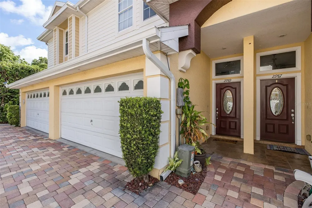 2989 ESTANCIA PLACE Clearwater, FL 33761