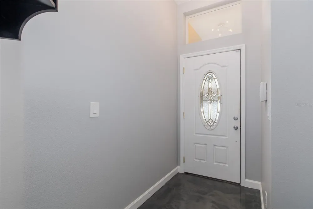 2989 ESTANCIA PLACE Clearwater, FL 33761