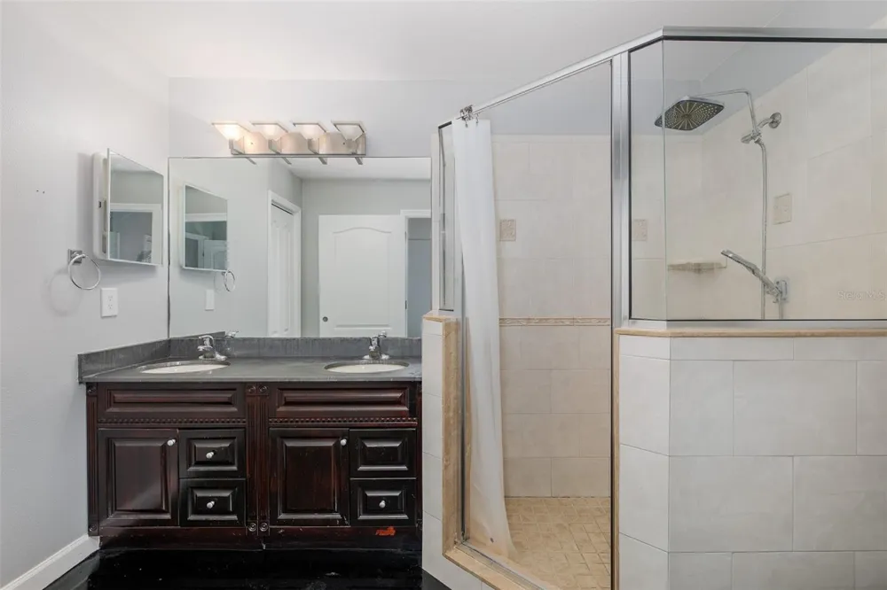 2989 ESTANCIA PLACE Clearwater, FL 33761