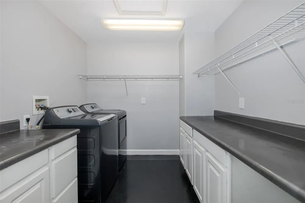 2989 ESTANCIA PLACE Clearwater, FL 33761