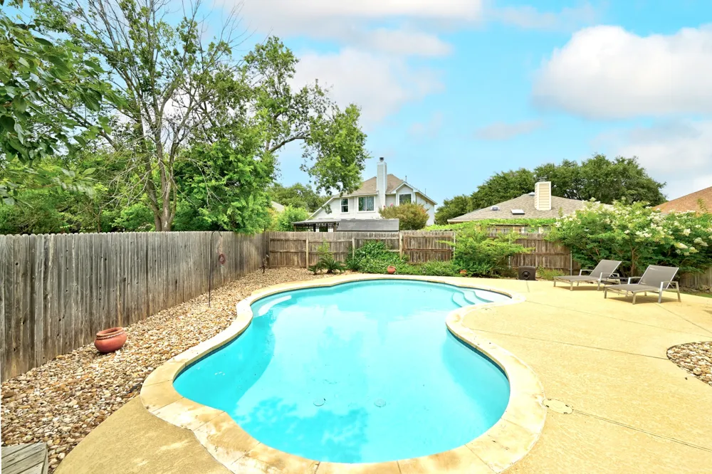 15525 OZONE PLACE Austin, TX 78728