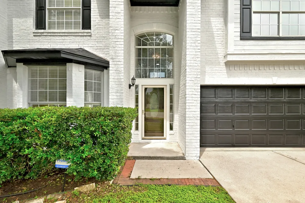 15525 OZONE PLACE Austin, TX 78728