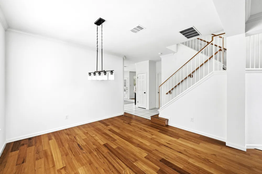 15525 OZONE PLACE Austin, TX 78728