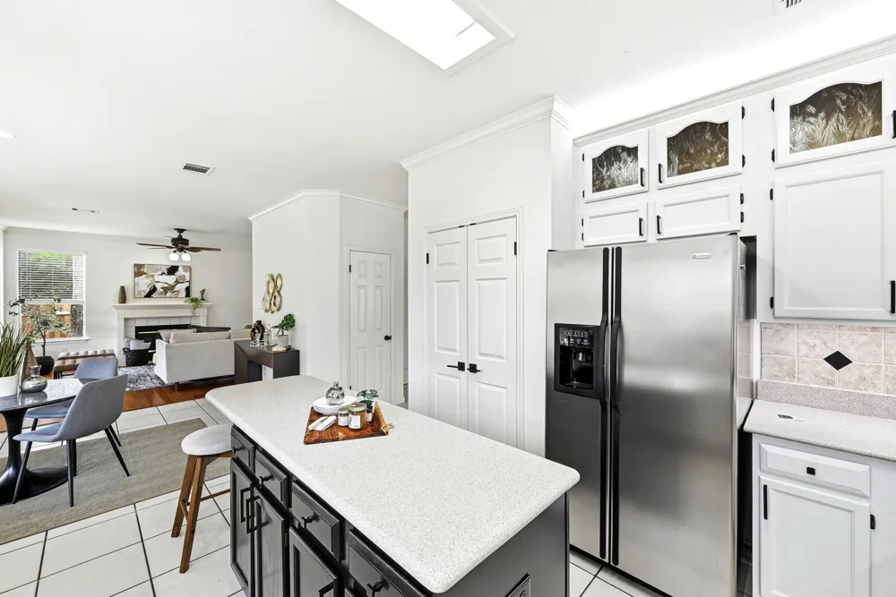 15525 OZONE PLACE Austin, TX 78728