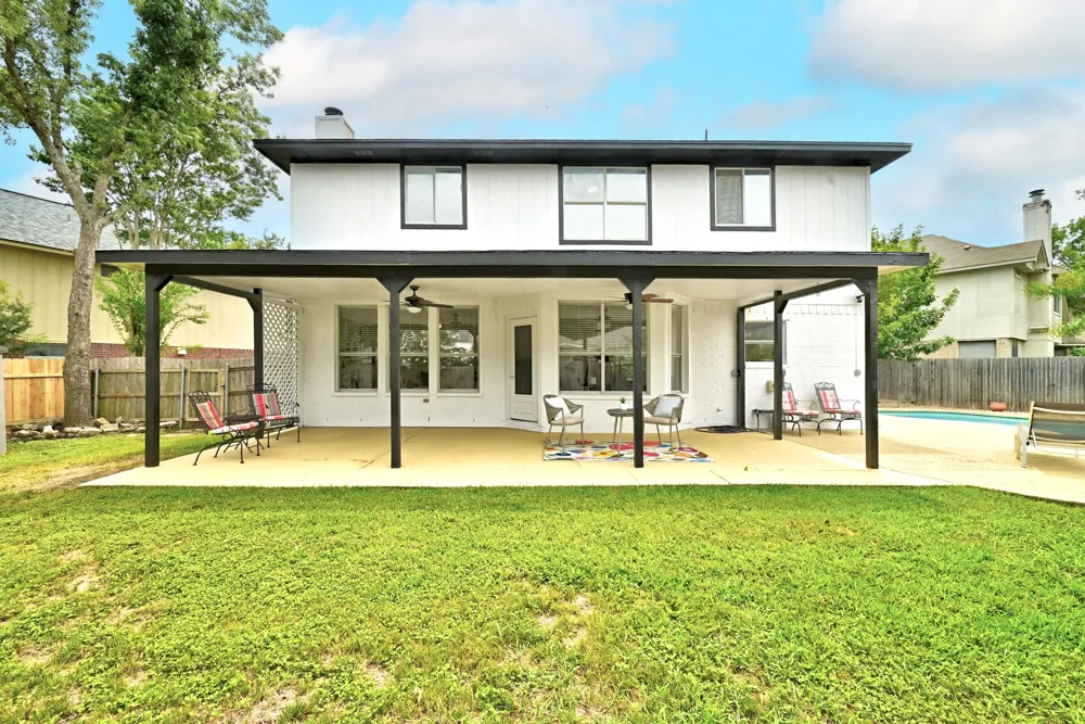 15525 OZONE PLACE Austin, TX 78728