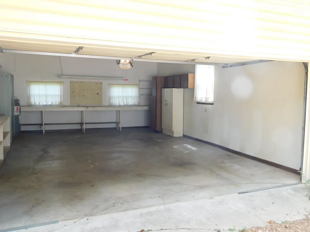 319 Harsh Ln Castalian Springs, TN 37031
