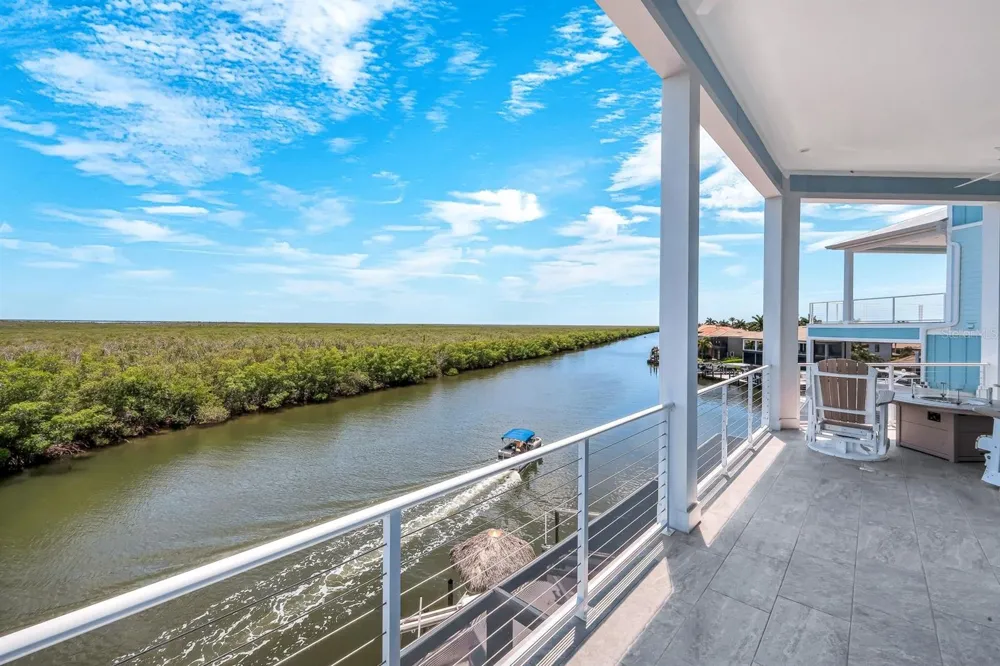 5826 SHELL COVE DRIVE Cape Coral, FL 33914