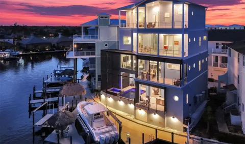 5826 SHELL COVE DRIVE