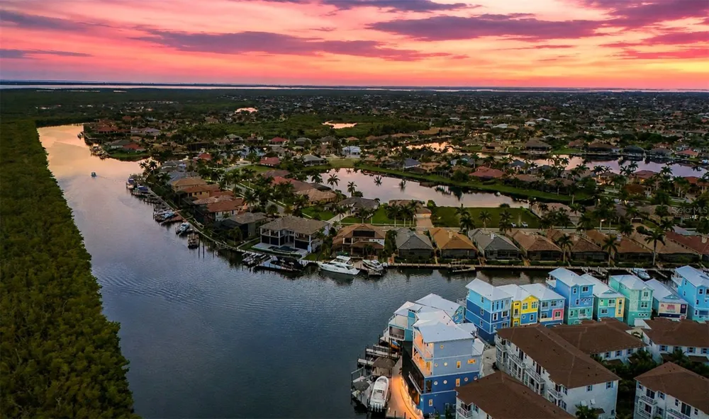 5826 SHELL COVE DRIVE Cape Coral, FL 33914