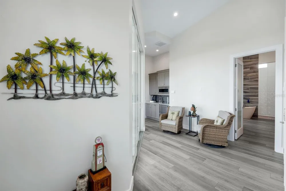 5826 SHELL COVE DRIVE Cape Coral, FL 33914