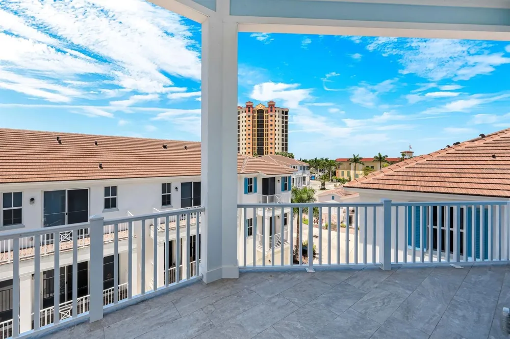 5826 SHELL COVE DRIVE Cape Coral, FL 33914