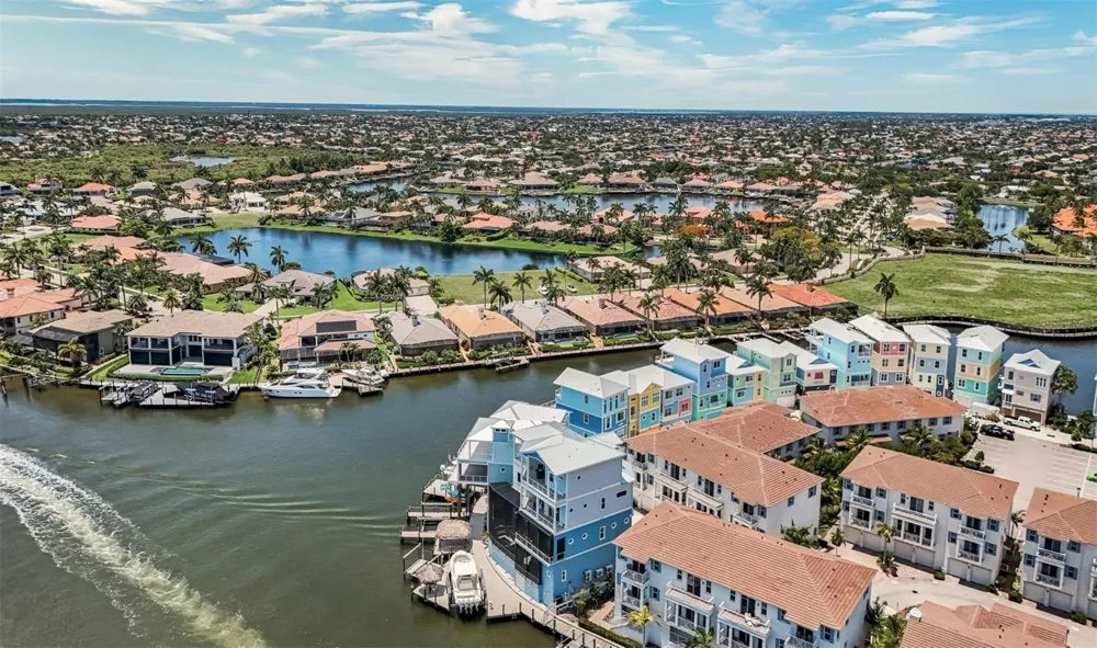 5826 SHELL COVE DRIVE Cape Coral, FL 33914