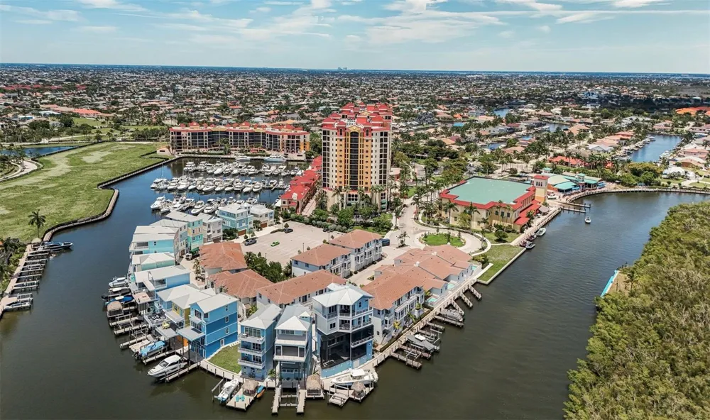 5826 SHELL COVE DRIVE Cape Coral, FL 33914