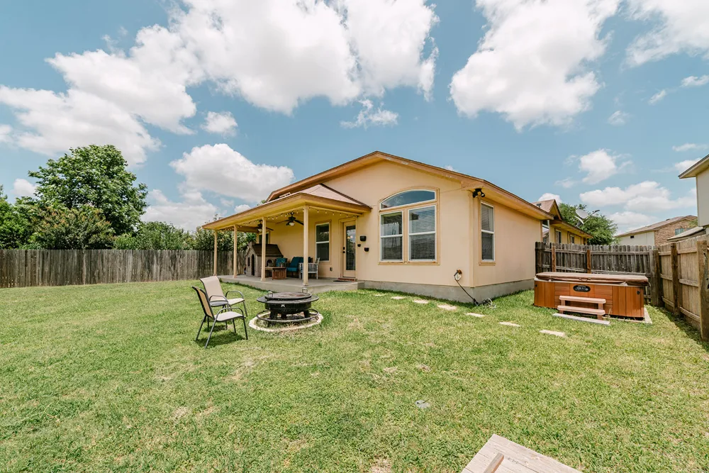 236 Bauxite Drive Jarrell, TX 76537
