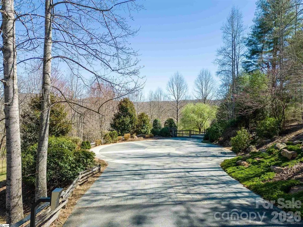 132 Overlook Park Drive #51 Hendersonville, NC 28792
